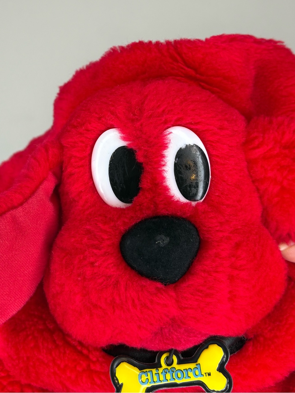 2001 Vintage Clifford The Big Red dog  Kids Scholastic Plush Backpack - Red - Picture 8 of 12
